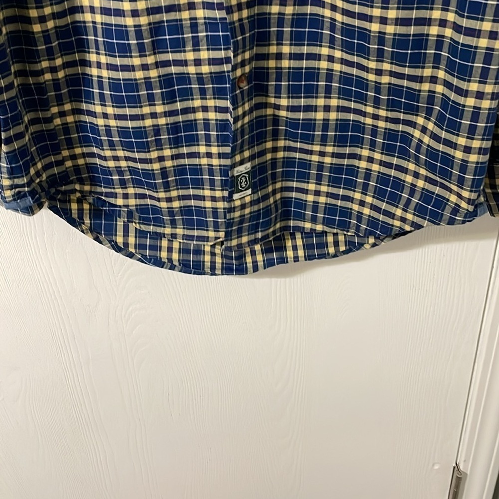 š°Izod Heritage Tartan NWOT Plaid Navy & Yellow 100% Cotton Button Down Sz Medium - Picture 6 of 8